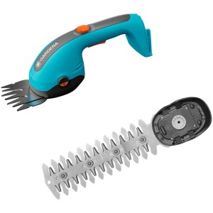 Cesoie per erba e arbusti a batteria Gardena PowerCut con lame per arbusti ed erba.