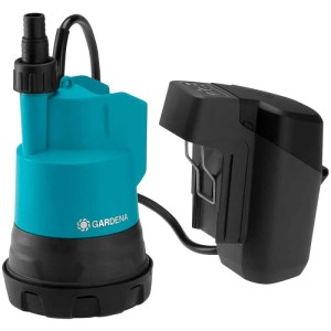 Gardena Pompe immergée eau claire sans fil 2000/2 18V P4A Set, pompe électrique bleu et noir avec batterie.