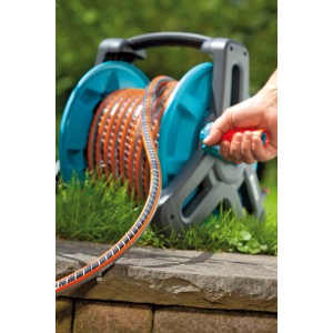 Gardena Flex tubo da 15 m su carrello avvolgitubo, con raccordi. Ideale per l'irrigazione del giardino.