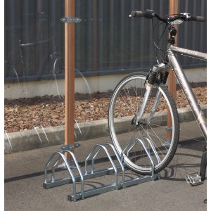 Portabiciclette Mottez per 3 bici con barre doppie, color argento.