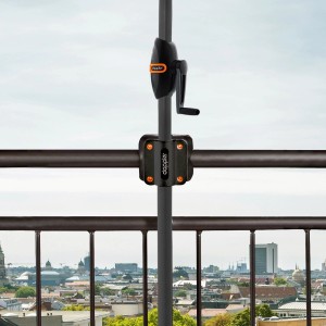 Doppler Morsetto per balcone myZone, supporto antracite per ombrelloni su ringhiere.