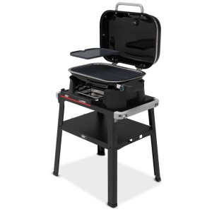 Weber Lumin grill elettrico nero con supporto, coperchio aperto e griglia.