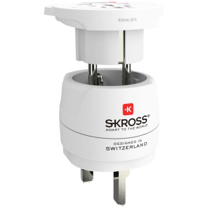 Skross Reiseadapter Combo World to UK für Steckdosen. Weißer Reisestecker für GB und internationale Geräte.