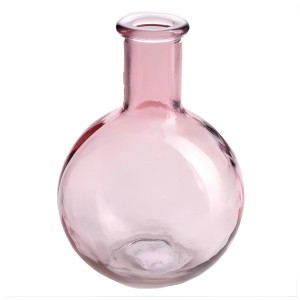 Vaso in vetro rosa Balloon di Sandra Rich, design rotondo, Ø 13,5 cm, altezza 19 cm.