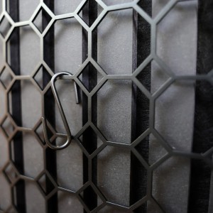 Griglia portaoggetti Denpanels con 4 ganci per pannello acustico, nero.
