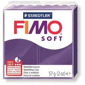 Fimo Soft Modelliermasse in Pflaume, 57g Packung, ofenhärtend.