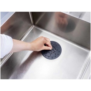 Filtro di scarico nero Wenko Sava nel lavello, parte della categoria utensili da cucina.