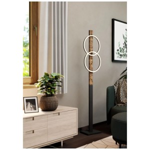 Moderna lampada da terra a LED Eglo Boyal in nero e marrone con dettagli in legno, alta 150 cm.