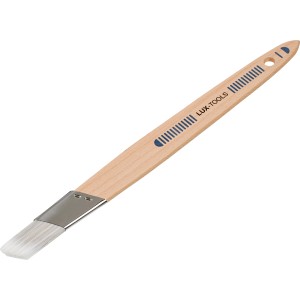 Pennello angolare LUX, 25 mm, con manico in legno e setole sintetiche per bordi di colore precisi.