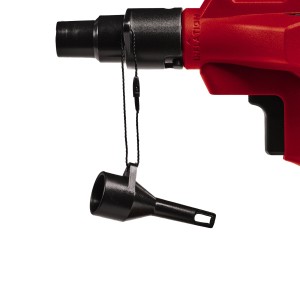 Détail de la pompe à air sans fil Einhell Power X-Change CE-AP 18 Li-Solo avec adaptateur.