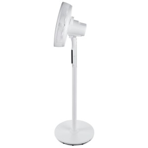 Ventilateur sur pied blanc Trisa Comfort Breeze X83 Plus avec base ronde.