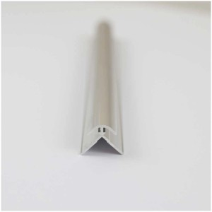Breuer Eckprofil aus verchromtem Aluminium, 255 cm lang, für Duschrückwände.