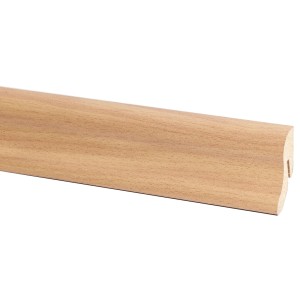 Plinthe en hêtre, 40x20 mm, longueur 2,6 m. Moulure en bois pour transition sol-mur.