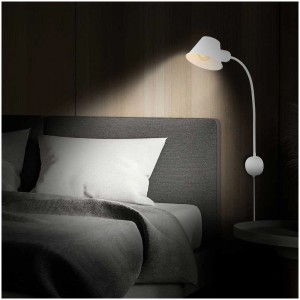 Lampe à pince blanche Briloner Brello comme applique murale à côté du lit, max. 10W, pivotante.