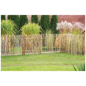 Cancello per staccionata Pletscher, legno naturale, 120x100 cm, con accessori, in giardino.