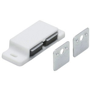 Loquet magnétique blanc en plastique avec deux contre-plaques pour accessoires de meubles.