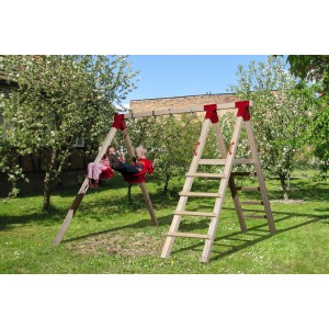 WEKA Altalena doppia Funny 2 con scala da arrampicata in giardino, due bambini che si dondolano.