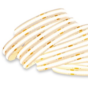 Weisses, aufgerolltes Brilo COB LED-Band, 5m, dimmbar. Flexible LED-Streifen für warmweisses Licht.