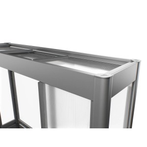 Gros plan : Serre Biohort Florentina Maxi, gris quartz métallisé, accessoire pour potager surélevé.