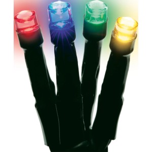 Gros plan sur les LED rouges, bleues, vertes et jaunes d'une guirlande lumineuse OBI. Idéal pour l'éclairage extérieur jardin & terrasse.