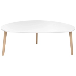 Table basse scandinave Fly avec plateau MDF blanc irrégulier et pieds en bois de pin clair. Design moderne.
