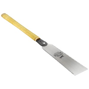 Shogun Ryoba 240 Japansäge mit Rattan-Griff und doppelseitigem Sägeblatt für Holz.