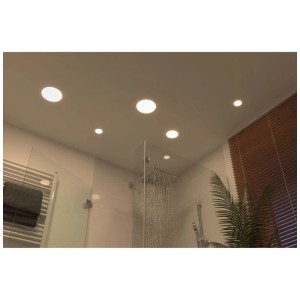Salle de bain moderne avec plusieurs panneaux LED encastrables Paulmann Veluna émettant une lumière blanche neutre.