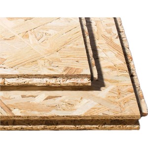 OSB-Platten mit Nut und Feder, 18 mm stark, für den Innenausbau und als Bauholz geeignet.
