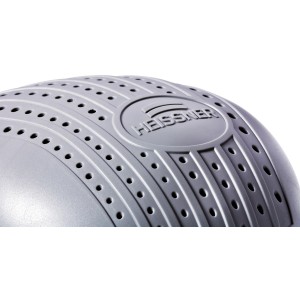 Dettaglio: Pompa per laghetto grigia Heissner Aqua Craft Eco 3.300 con fori e logo.