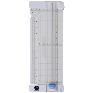 Massicot pour papier avec règle latérale pour couper et plier le papier jusqu'au format A3.