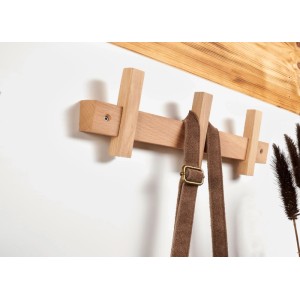 Patère Hettich Type 76 en bois de hêtre naturel avec 3 crochets, moderne, fixée sur un mur blanc.