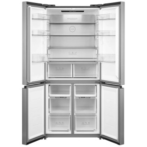 Geöffneter Trisa Kühl-Gefrierschrank Food Center aus Edelstahl mit 515 l Volumen.