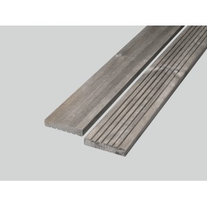 Tavola per terrazza in pino grigio, impregnata e scanalata, lunghezza 3 m.