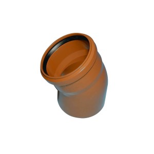 Coude de tuyau d'égout Marley 30 degrés DN 110 en plastique orange.