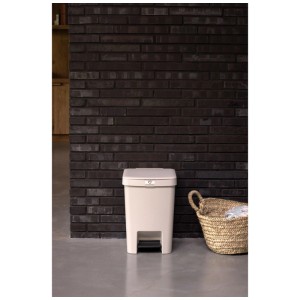 Brabantia Pattumiera a pedale Step-up, 25 l, Soft Beige. Cestino rettangolare con pedale.