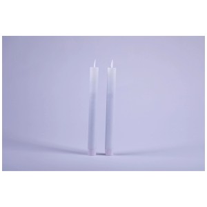 2er Set LED Stabkerzen, 24 cm hoch, aus Wachs mit beweglicher Flamme.