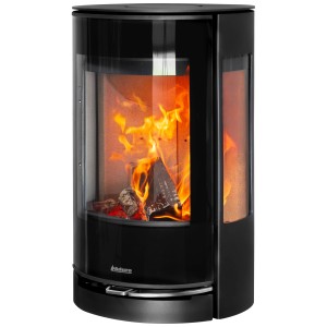Poêle à bois Aduro 22.4 Lux noir avec vitre et bois qui brûle. Chauffage pour une chaleur agréable.