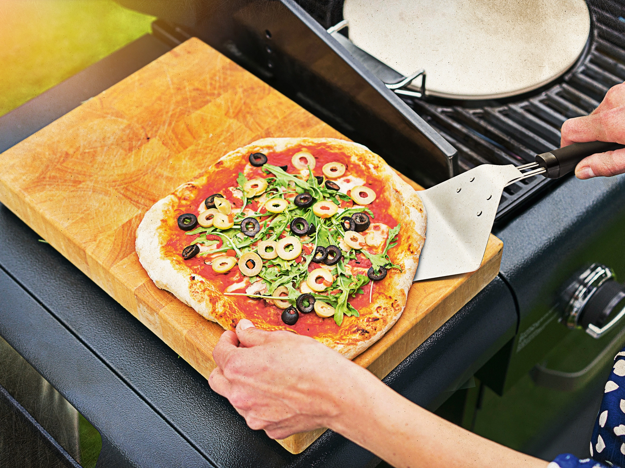 Pelle à pizza surface d'appui 24 cm
