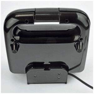 Parte inferiore del tostapane per sandwich Rotel nero in acciaio inox con avvolgicavo.
