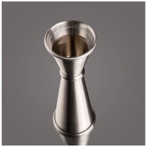 Doseur à cocktail Vacu Vin Japanese Jigger en acier inoxydable, 60/30 ml, pour un dosage précis en cuisine.