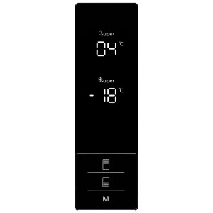 Display der Sharp Kühl-Gefrierkombination mit Temperaturanzeige und Steuerung.