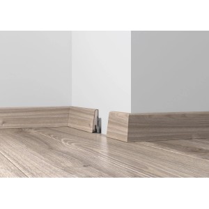 Plinthe blanche Modern 60 Clip (60x14,5x2500mm) pour finition murale et installation facile.