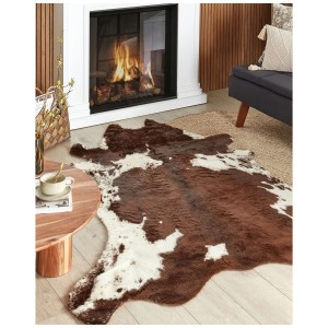 Kunstfell Teppich Bogong in Kuhfell Optik, braun-weiss, 150x200 cm. Weicher Flor für Wohnzimmer und Flur.
