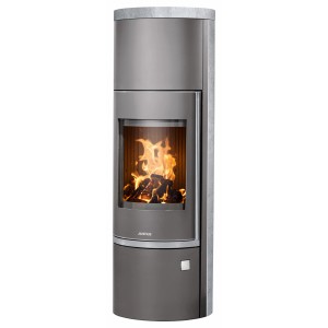 Poêle à bois Justus Faro W+ 2.0, acier avec stéatite, gris, 7 kW. Flamme visible.