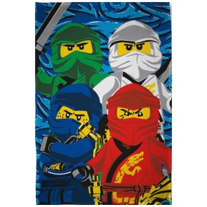 Couverture polaire Lego Ninjago avec les ninjas Zane, Kai, Lloyd et Jay, 100x150 cm.