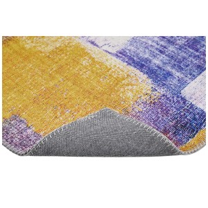 Tapis moderne Andiamo Bonum Multi, 160x230 cm, avec un dégradé de couleurs jaune, bleu et violet.
