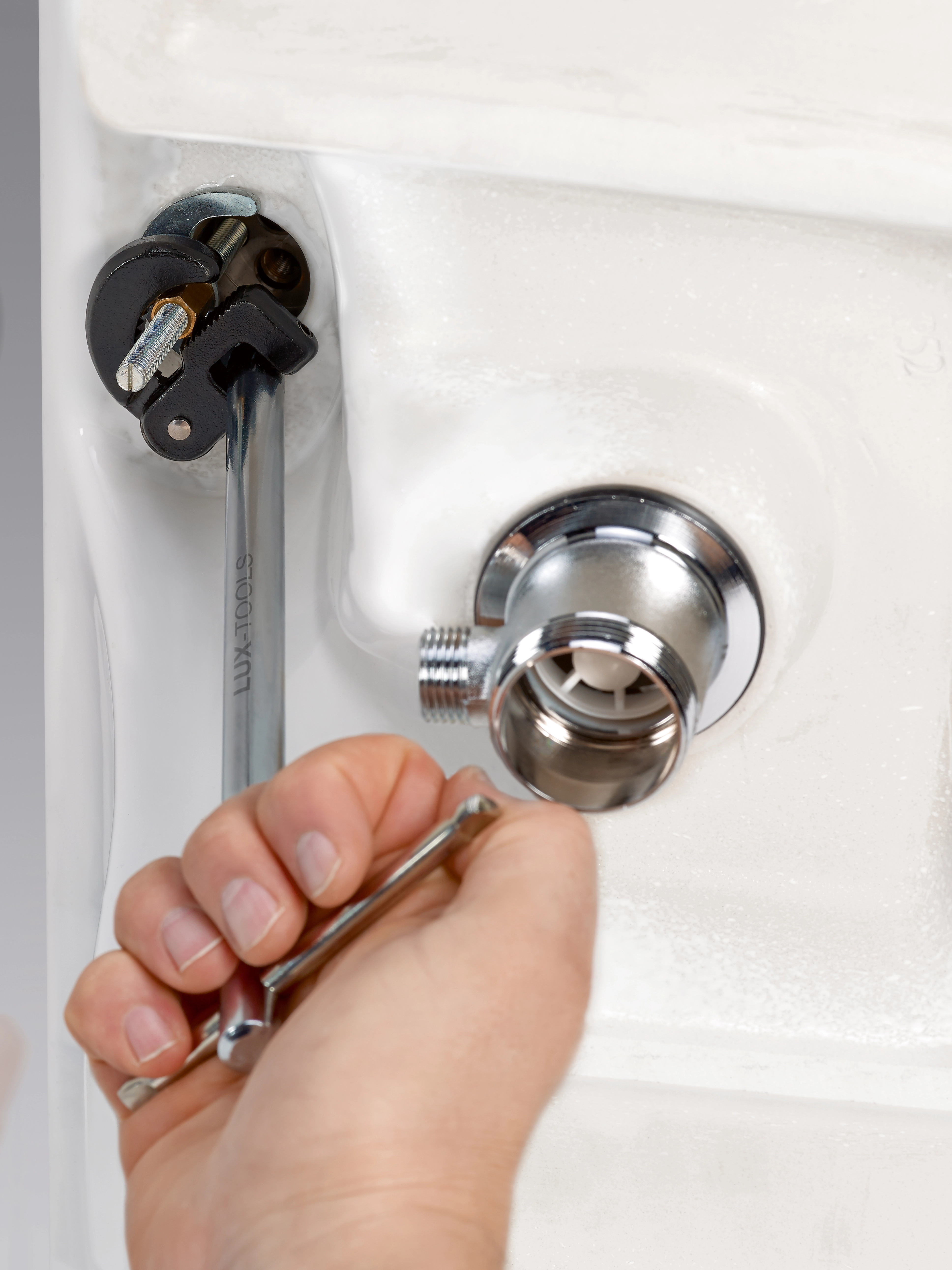 Chiave rubinetti 395 Articolata per Dadi 15 - 32 mm (5/8- 1 1/4)  003950001