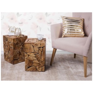 Table basse Beliani Nelson en teck, marron, carrée. Look naturel pour le salon.