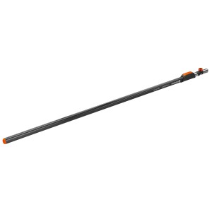 Manico telescopico Gardena Combisystem, 160-290 cm, per lavorare comodamente in altezza.