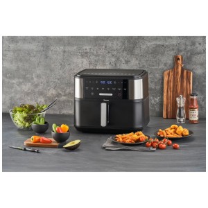 Trisa Friggitrice ad aria Crunchy Fry Pro 10 l con display touch e cibo.